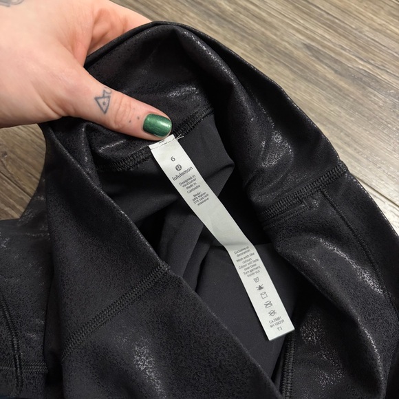 NWOT Lululemon Wunder Under High-Rise Tight *28"(Luminosity Foil Print Black) 6